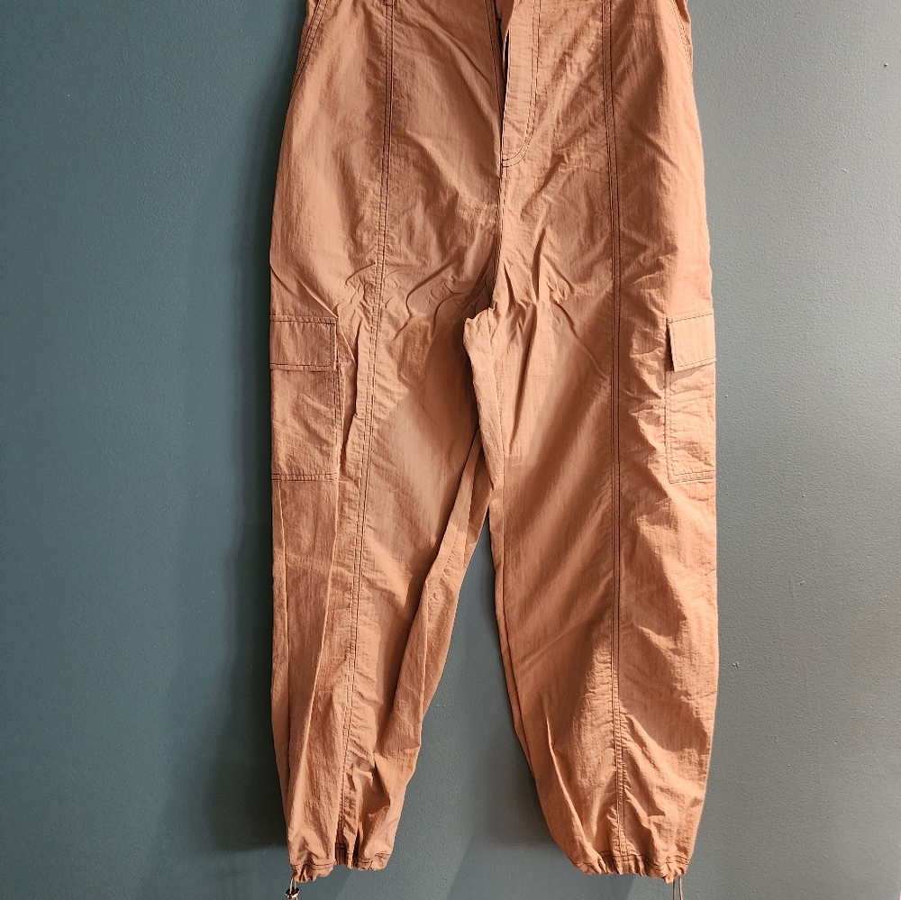 Love Tree parachute pants